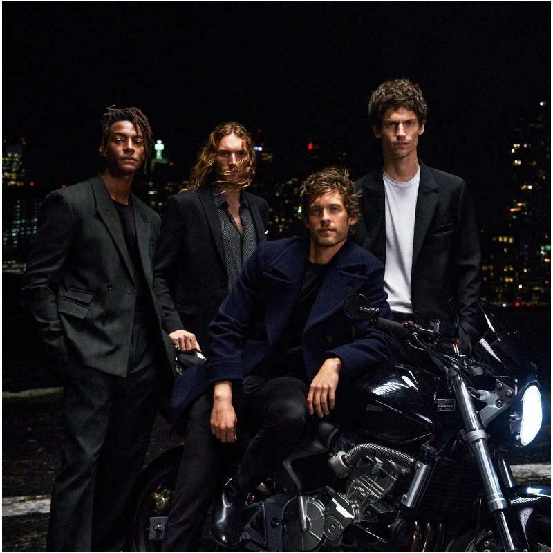 Carolina Herrera Bad Boy Deodorant Natural Spray For Him 100 Ml 5 Carolina Herrera Bad Boy Deodorant Natural Spray For Him 100 Ml - Billede 3