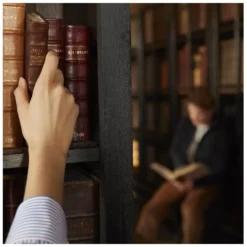 Maison Margiela Replica Whispers In The Library EDT 100 Ml -Parfume Verden maison margiela replica whispers in the library edt 100 ml 1671607545