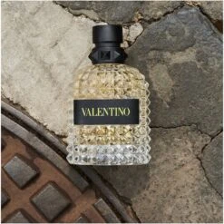 Valentino Uomo Born In Roma Yellow Dream EDT 50 Ml -Parfume Verden valentino uomo born in roma yellow dream edt 50 ml 1646051608